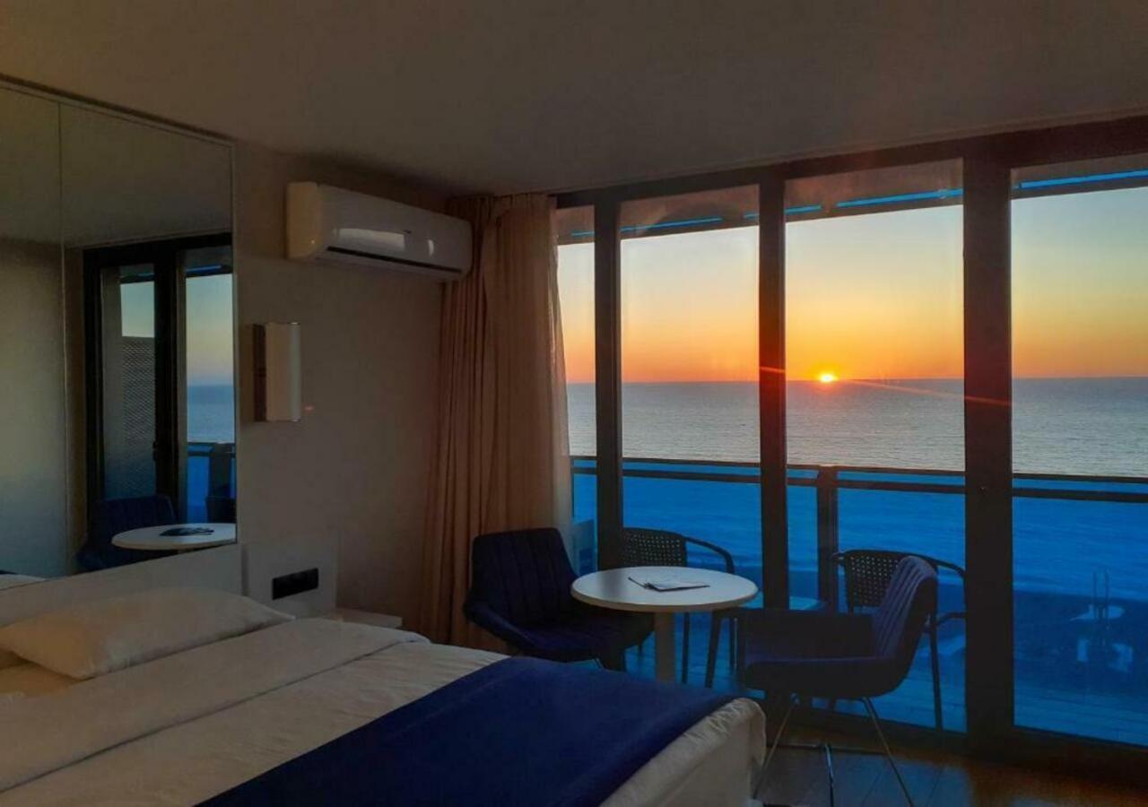 Aparthotel Orbi City Sea View Batumi Luaran gambar